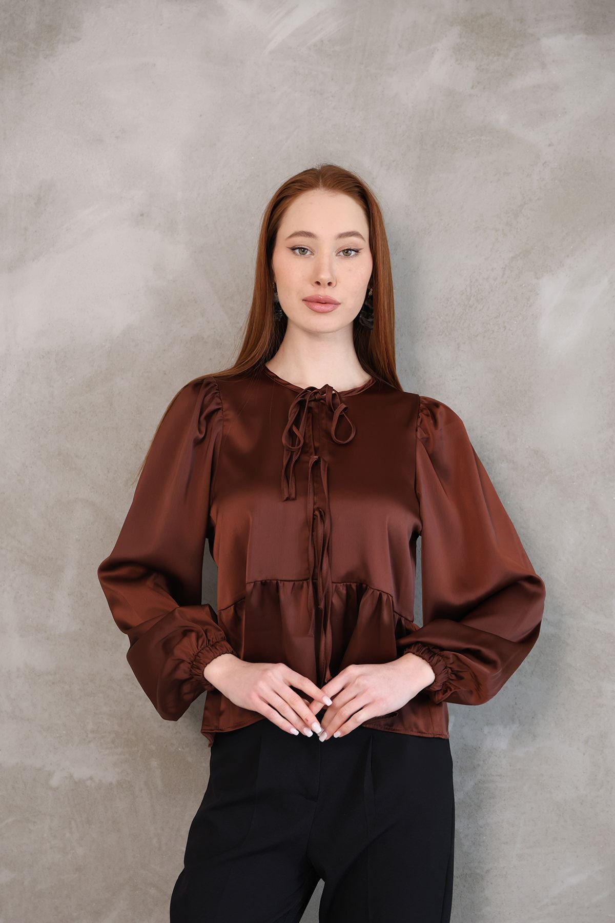 Yaka Biye Etek Büzgülü Tunik-Kahve