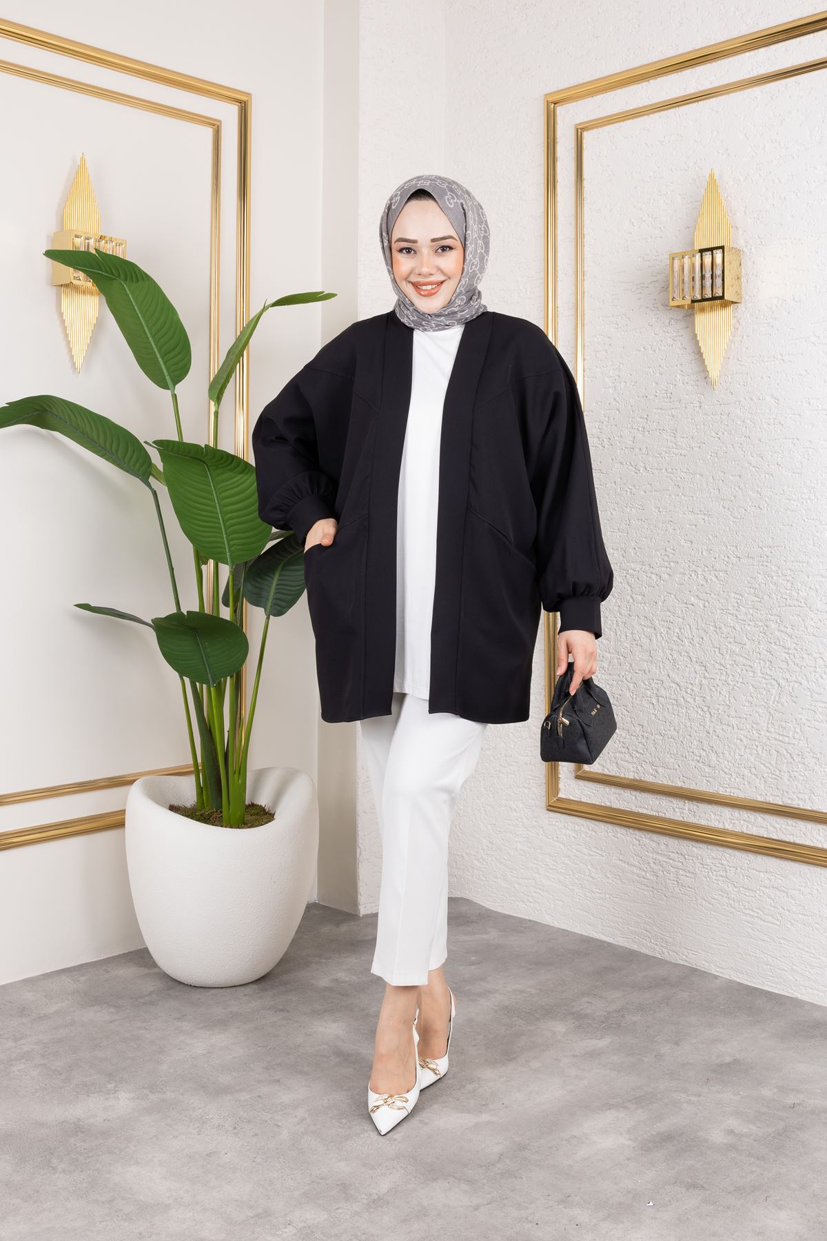 Kadın Cepli Oversize Tesettür Ceket Hırka Mevsimlik Rahat Kesim Uzun Ceket Siyah