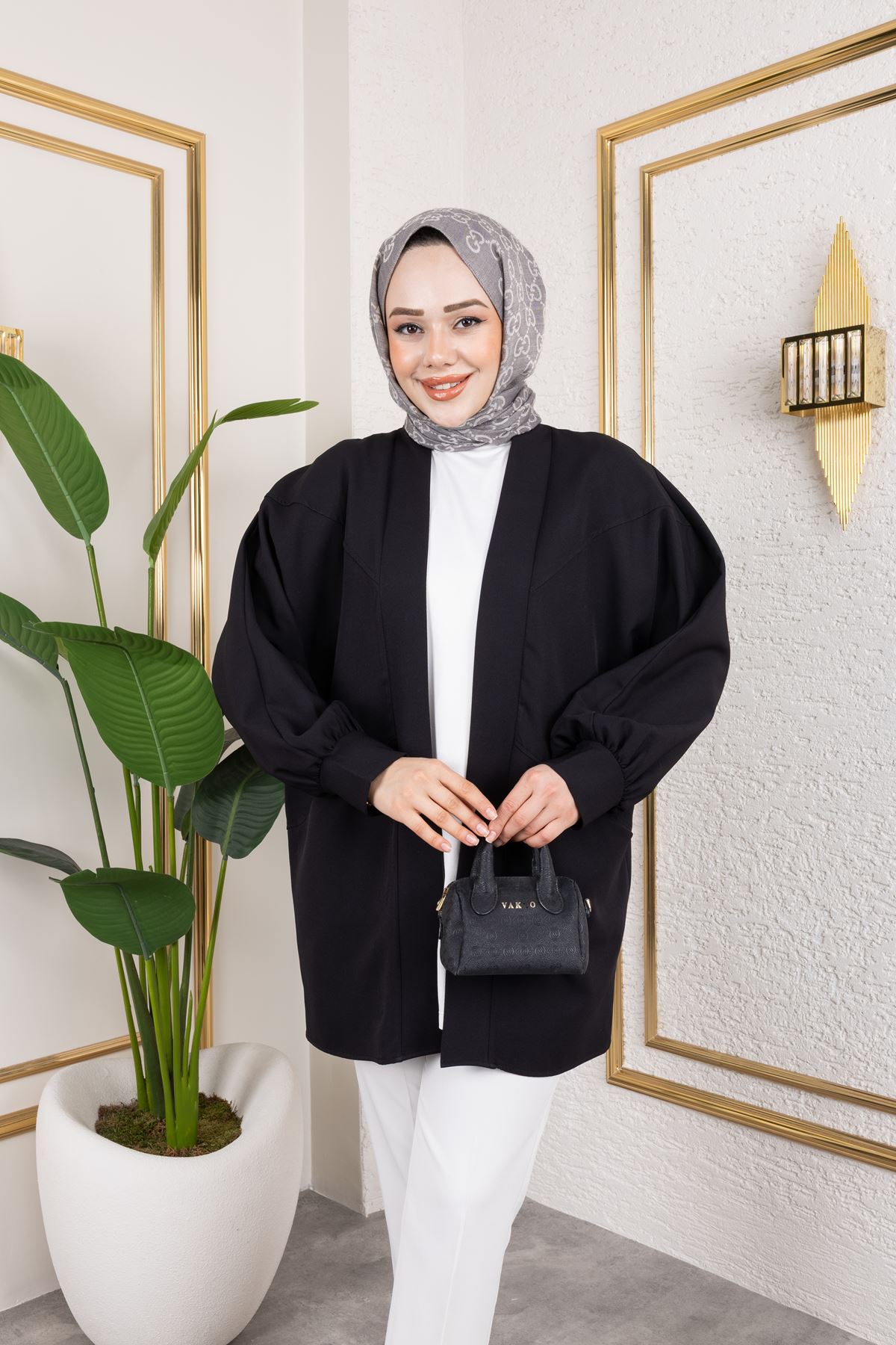 Kadın Cepli Oversize Tesettür Ceket Hırka Mevsimlik Rahat Kesim Uzun Ceket Siyah