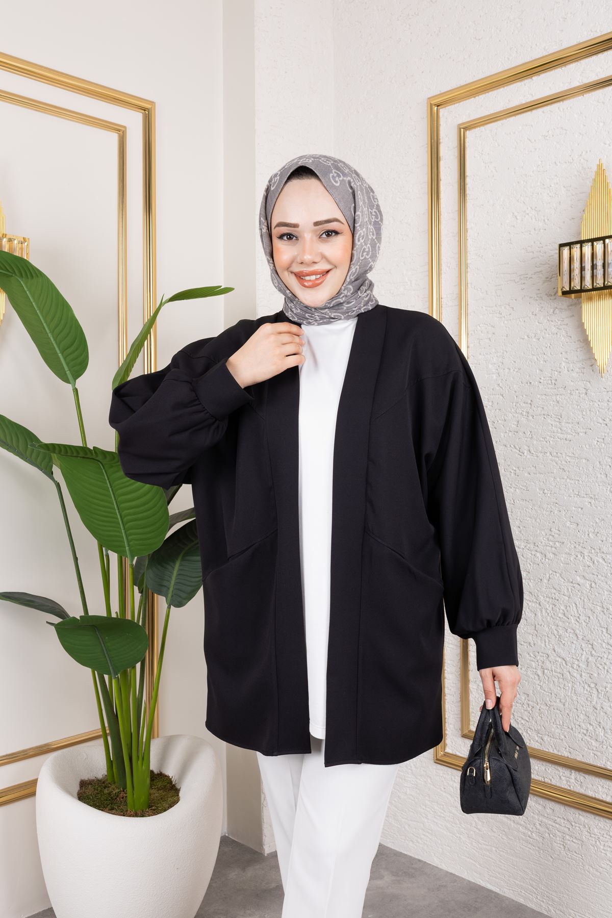 Kadın Cepli Oversize Tesettür Ceket Hırka Mevsimlik Rahat Kesim Uzun Ceket Siyah