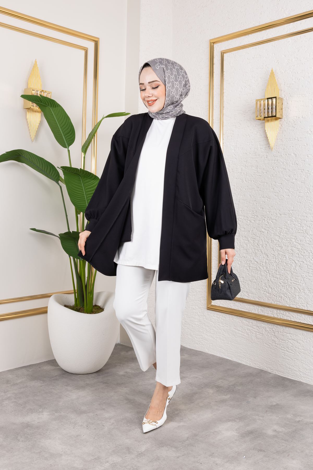 Kadın Cepli Oversize Tesettür Ceket Hırka Mevsimlik Rahat Kesim Uzun Ceket Siyah