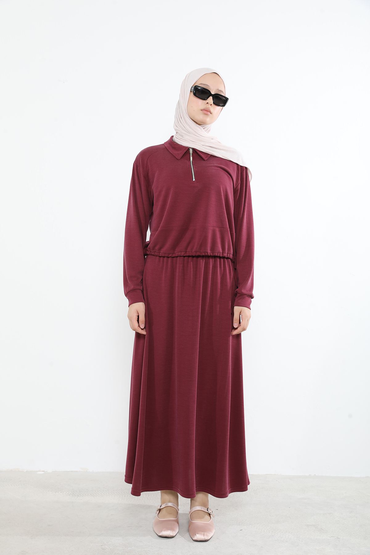 Kadın Polo Yaka Fermuar Detay Tunik Büzgü Detaylı  Tesettür Etekli Takım Bordo