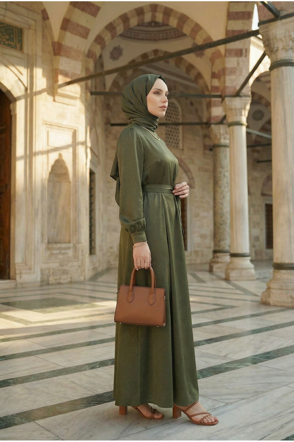 Kadın Saten Taş İşlemeli Kuşaklı Tesettür Düğün Nişan Özel Gün Abiye Elbise Haki