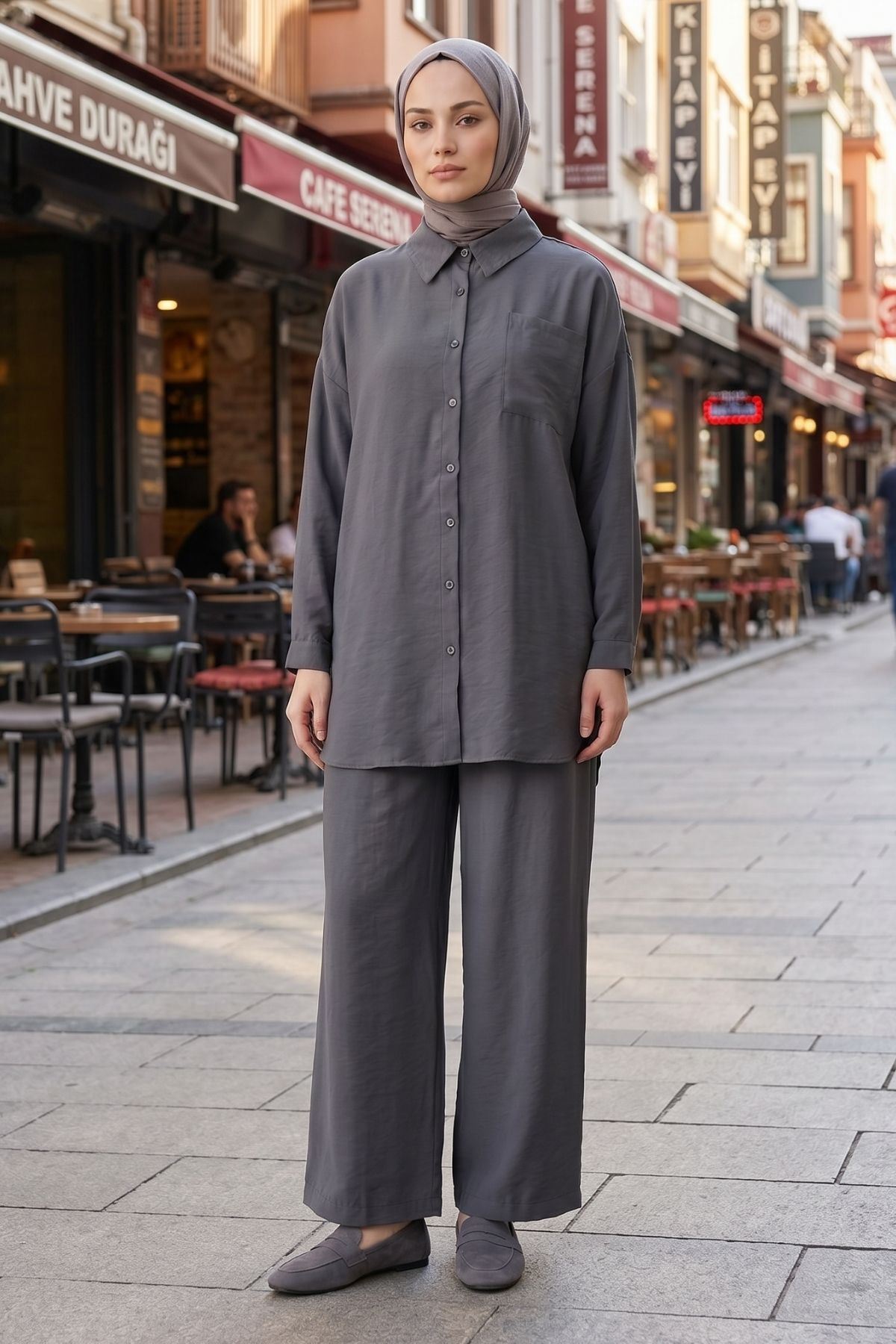 Kadın Antrasit İkili Tesettür Takım Oversize Gömlek Pantolon Rahat Kalıp Yazlık Şık Günlük Tesettür Kombin