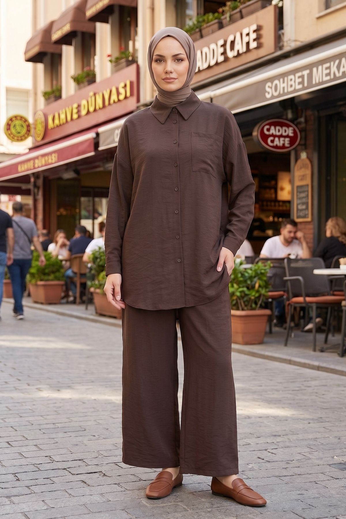 Kadın Kahve İkili Tesettür Takım Oversize Gömlek Pantolon Rahat Kalıp Yazlık Şık Günlük Tesettür Kombin