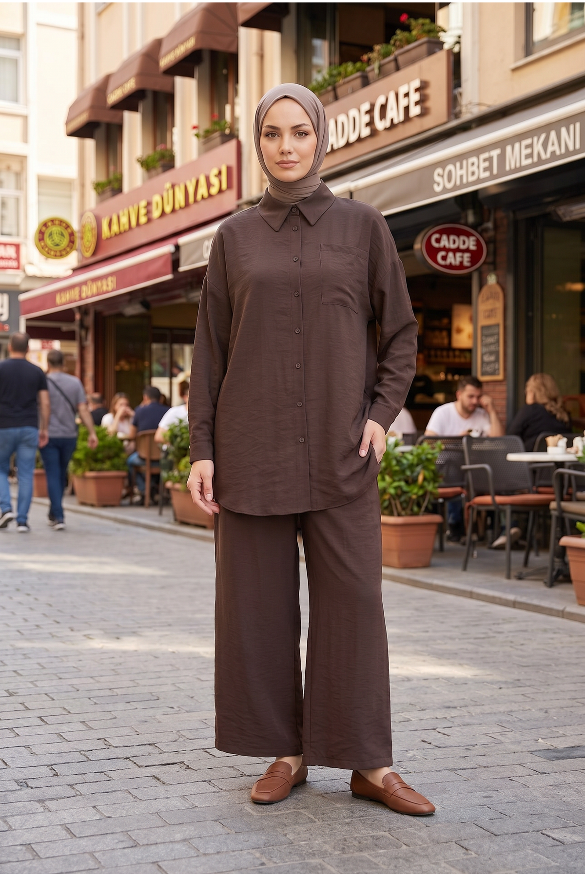 Kadın Kahve İkili Tesettür Takım Oversize Gömlek Pantolon Rahat Kalıp Yazlık Şık Günlük Tesettür Kombin