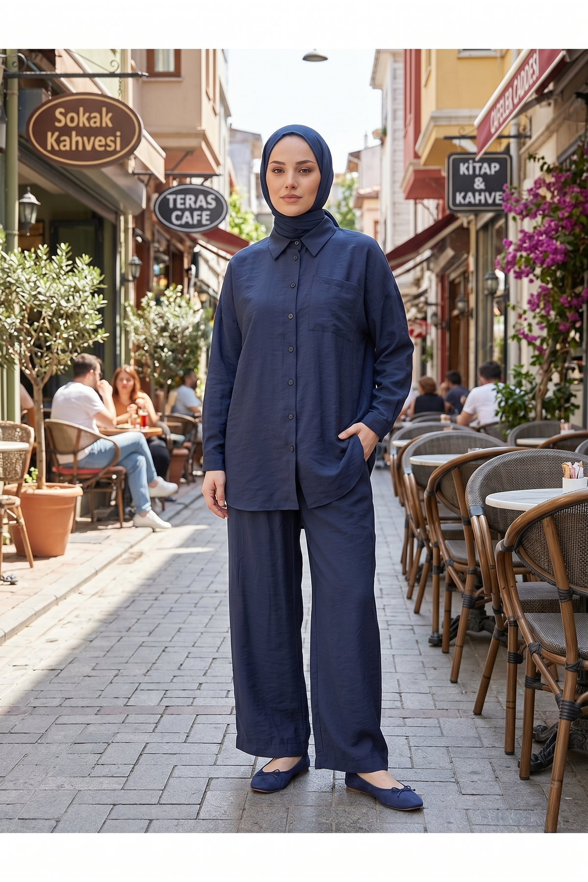 Kadın Lacivert İkili Tesettür Takım Oversize Gömlek Pantolon Rahat Kalıp Yazlık Şık Günlük Tesettür Kombin