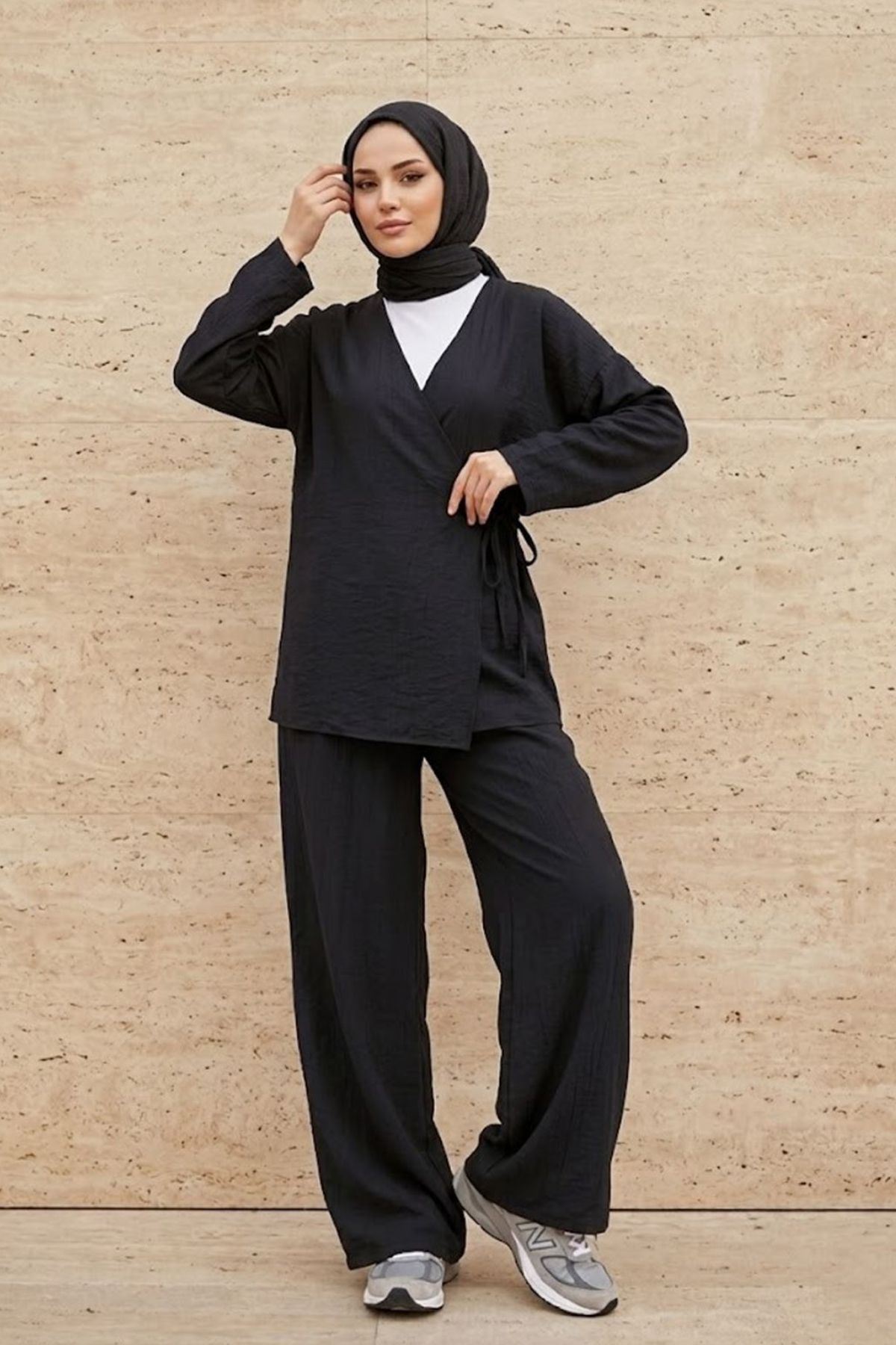 Kadın Siyah Yandan Bağlamalı Çilek Kumaş Kimono Tunik Pantolon Takım Kombin 