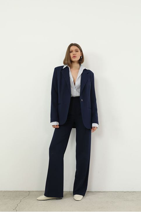 Kadın Tek Düğme Kapamalı Uzun Kol Cepli Retro Ceket Palazzo Pantolon Takım Lacivert