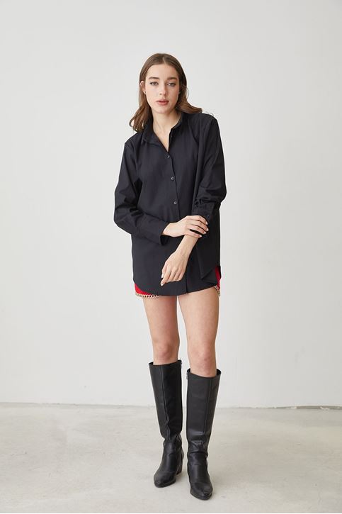 Kadın Boydan Düğmeli Kol Manşetli Oversize 36/42 Beden Uyumlu Gömlek Siyah