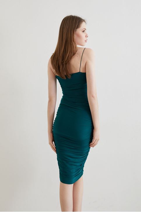 Kadın İnce İp Askılı Büzgülü Elbise Zümrüt Yeşili