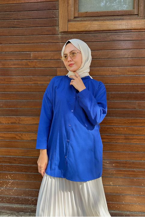 Kadın Boydan Düğmeli Kol Manşetli Oval Kesim Rahat Kalıp Poplin Uzun Gömlek Saks