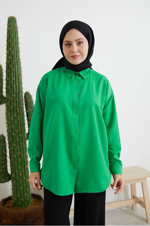 Kadın Boydan Düğmeli Kol Manşetli Oval Kesim Rahat Kalıp Poplin Uzun Gömlek Yeşil