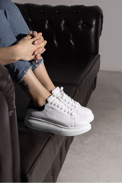 Bağcıklı Spor Ayakkabı-Beyaz-Siyah