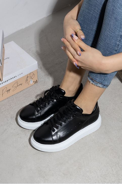 Bağcıklı Spor Ayakkabı-Siyah