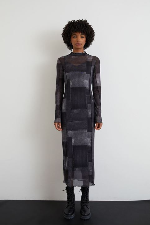 Kadın Batik Desen Uzun İnce Şifon Tül Elbise Siyah