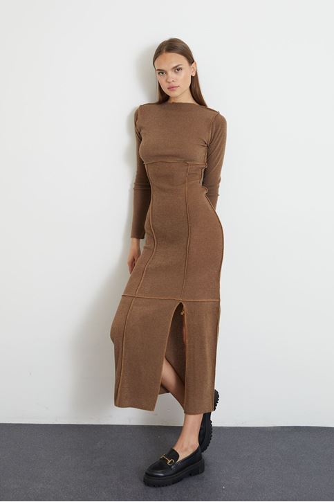 Kadın Dikiş Detaylı Eteği Yırtmaçlı Uzun Triko Elbise Hardal