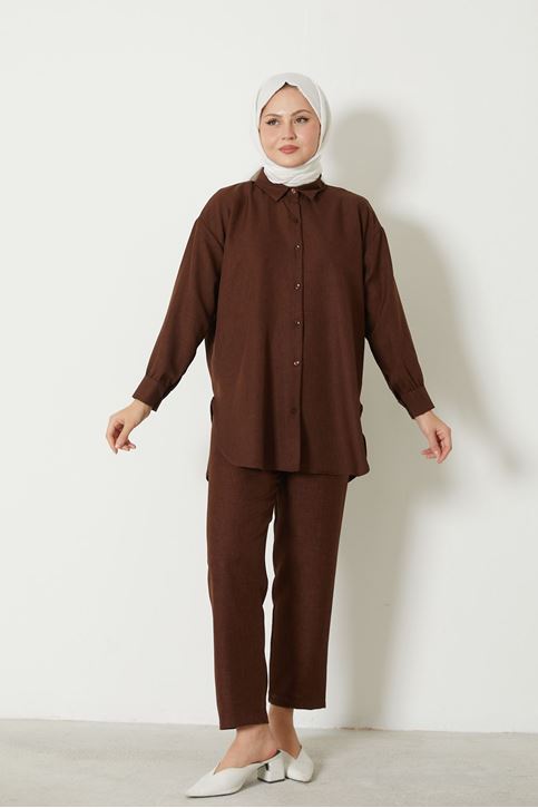 Roba Detay Pantolonlu Keten Takım-Kahve