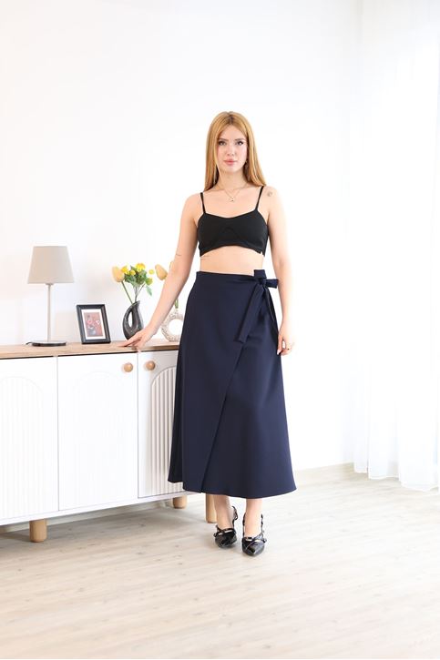 Ön Kapak Detay Atlas  Etek-Siyah