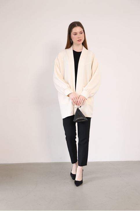 Kadın Şal Yaka Atlas Kumaş Git Çıkış Balon Kol Detaylı Manşetli Hırka Krem