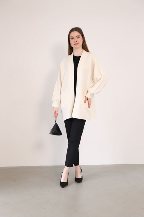 Kadın Şal Yaka Atlas Kumaş Git Çıkış Balon Kol Detaylı Manşetli Hırka Krem