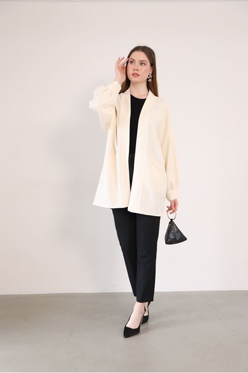 Kadın Şal Yaka Atlas Kumaş Git Çıkış Balon Kol Detaylı Manşetli Hırka Krem