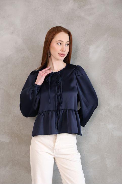 Kadın Yaka Biye Bağlamalı Etek Ucu Volanlı Kolu Lastikli Tesettür Saten Tunik Lacivert