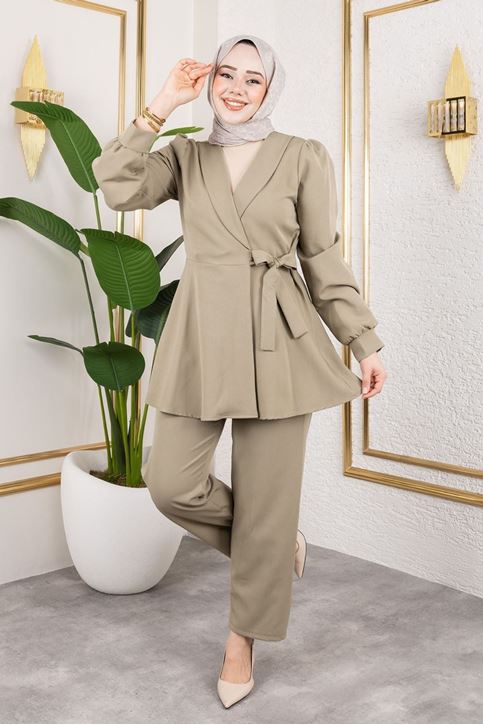 Kadın Şal Yaka Yandan Bağlamalı Kuşak Detay Tesettür Ceketli Pantolon Takım Haki