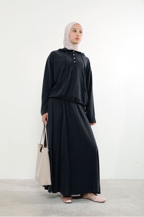 Kadın Önü Çıtçıt Pat Detaylı Kanguru Cepli Kapüşonlu Tesettür Etekli Takım Siyah