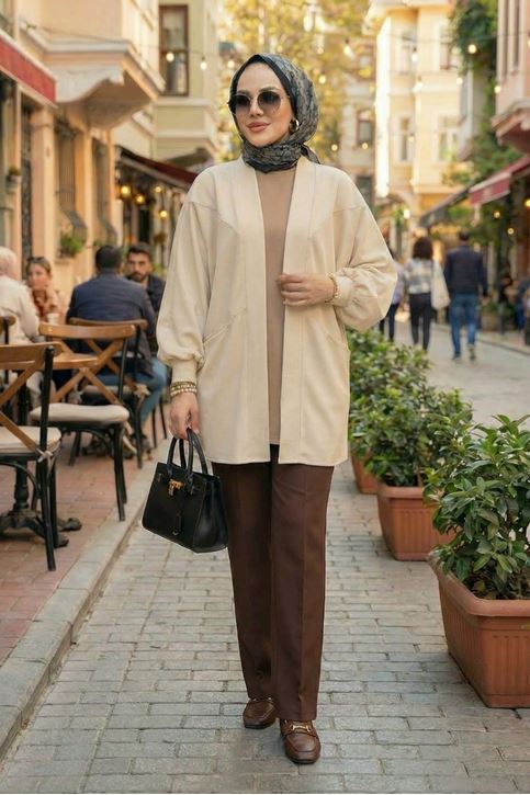 Kadın Cepli Oversize Tesettür Kimono Hırka – Mevsimlik Rahat Kesim Uzun Ceket Krem