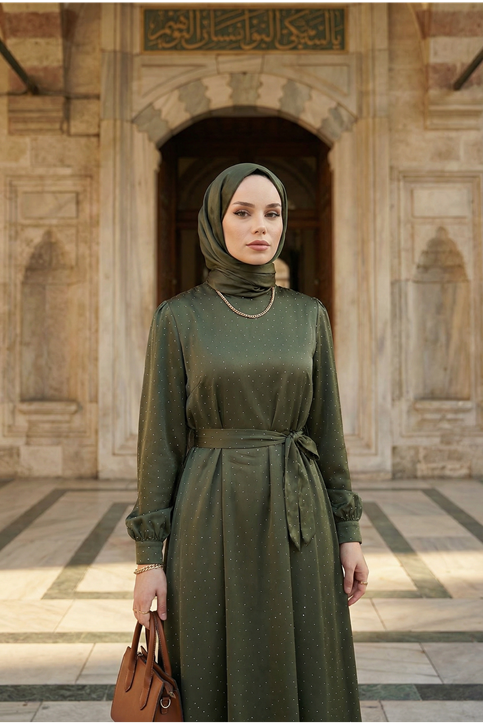 Kadın Saten Taş İşlemeli Kuşaklı Tesettür Düğün Nişan Özel Gün Abiye Elbise Haki