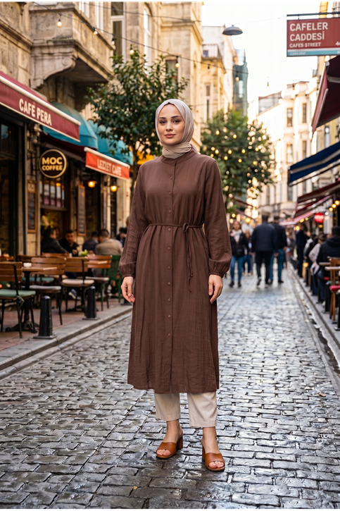 Kadın Tesettür Uzun Tunik Hakim Yaka Boydan Düğmeli Belden Bağlamalı Rahat Kalıp Günlük Şık 120 CM Uzun Tesettür Tunik