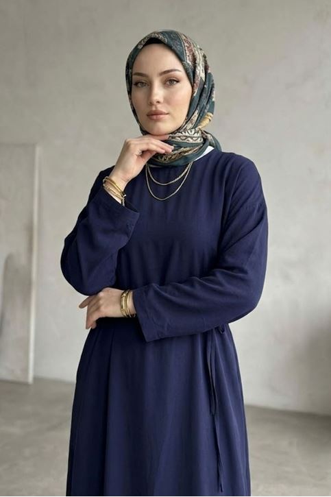 Trend Tesettür Lacivert Cupro Elbise Kuşaklı Beli Bağlamalı Şık ve Günlük Uzun Elbise Sade Düz Elbise