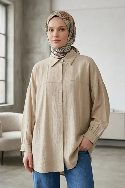 Kadın Bej Çilek Kumaş Trend Tesettür Tunik Düğmeli 78 CM Oversize Dökümlü Rahat Gömlek Tunik