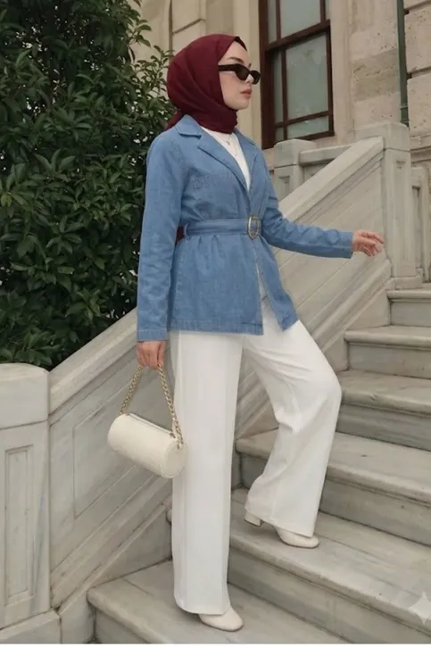 Kadın Cep Detaylı Kuşaklı Tesettür Kot Ceket