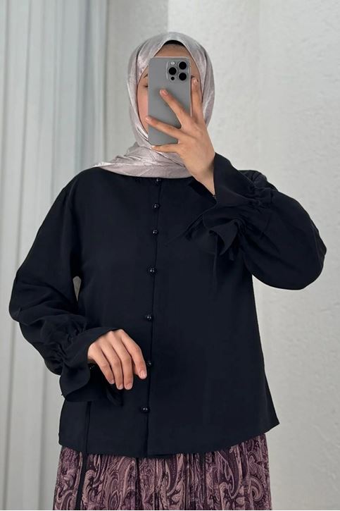 Kadın Kolu Tünelli Yaka Fırfırlı Kısa Trend Şık Siyah Tesettür Bluz Gömlek