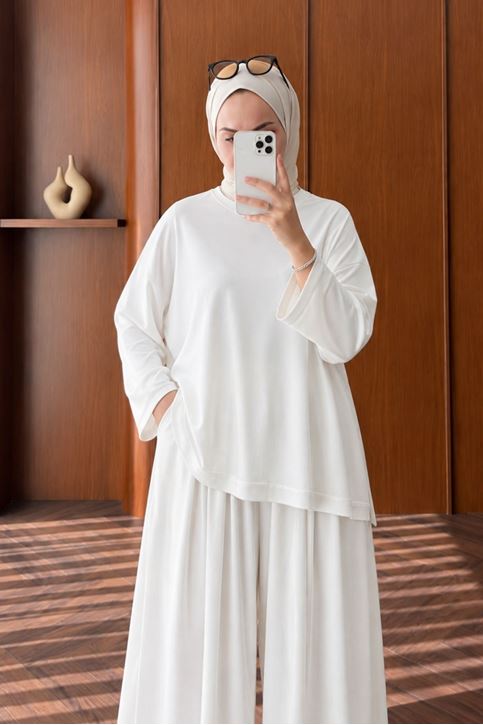 Kadın Ekru Rahat Kesim İkili Takım Geniş Paça Beli Lastikli Pantolon Bluz Tunik Kombin