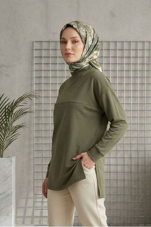 Kadın Dik Yaka Yanları Yırtmaçlı Pike Premium Kumaş Haki Tesettür Tunik