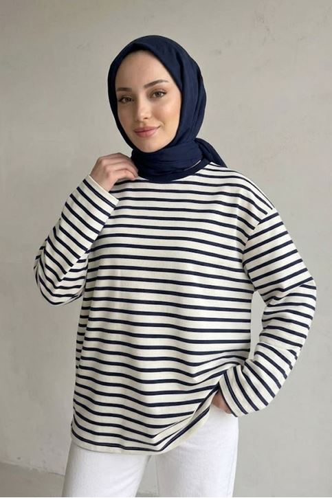 Kadın Lacivert Çizgili Oversize Sweatshirt Bisiklet Yaka Uzun Kollu Yumuşak Dokulu Tesettür Üst