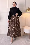 Trend Tesettür Kahve Çiçek Desenli Uzun Etek Kemerli Yüksek Bel Kloş Şık ve Günlük Tesettür Etek